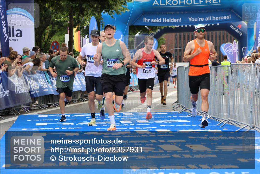 29.06.2025 - hella hamburg halbmarathon Strokosch-Dieckow http://msf.ph/oto/8357931 29.06.2025 10:30:00 Ziel 2689, 3189, 5308, 8190, 9634, 10270, 12308, 15507, 15672, 17768 meine-sportfotos.de