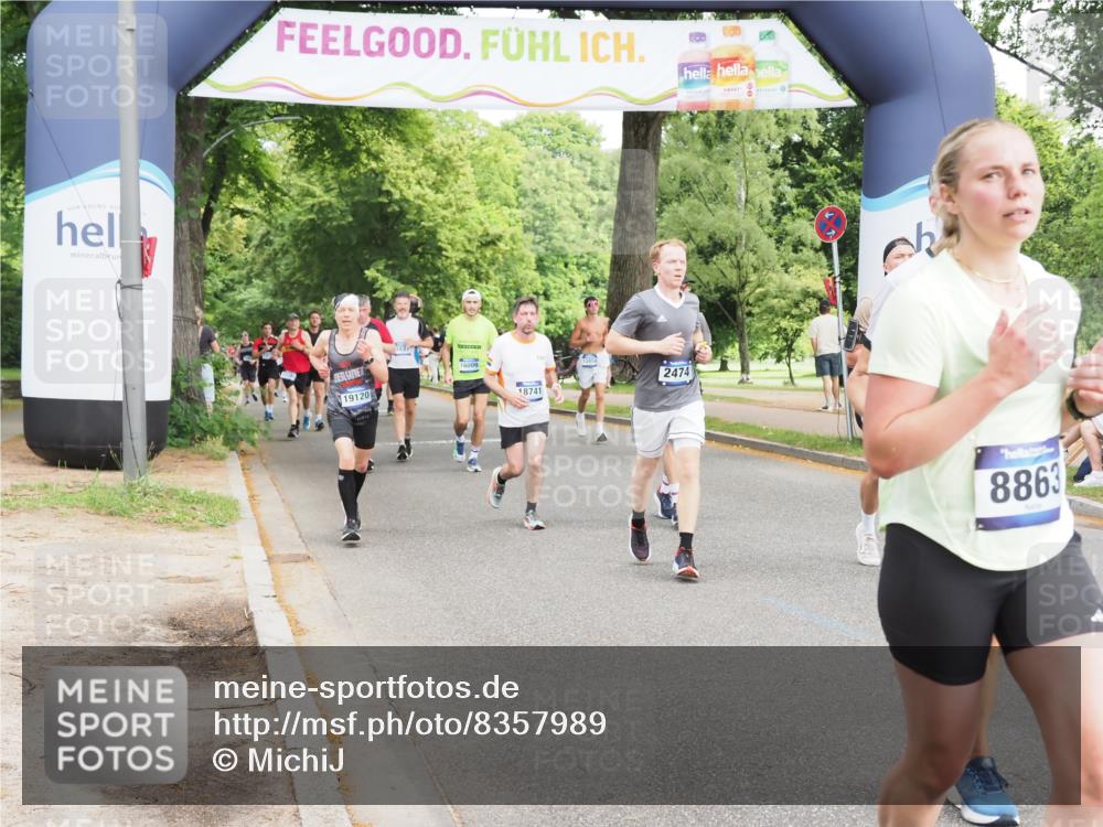 29.06.2025 - hella hamburg halbmarathon MichiJ http://msf.ph/oto/8357989 29.06.2025 10:42:17 Zwischen KM18-KM19 1125, 2474, 2612, 3037, 3861, 5021, 5672, 6082, 6443, 8863, 9562, 11309, 11568, 13470, 14845, 15184, 16009, 16327, 16521, 16527, 18741, 18759, 19047, 19120 meine-sportfotos.de