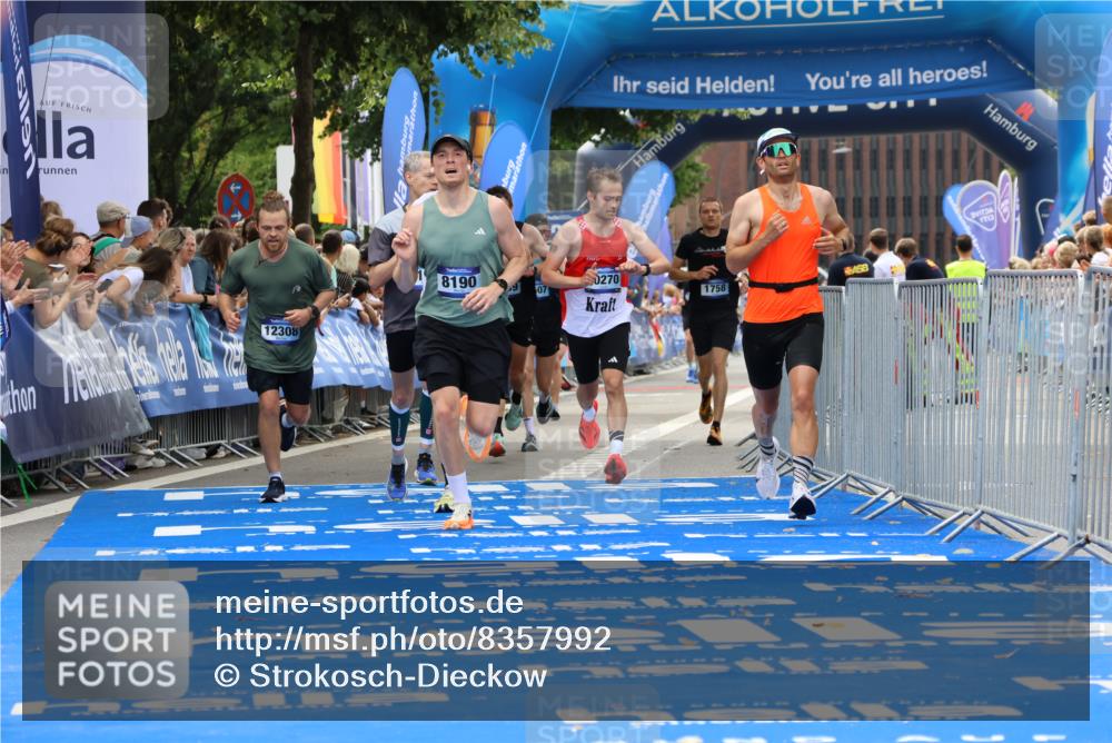 29.06.2025 - hella hamburg halbmarathon Strokosch-Dieckow http://msf.ph/oto/8357992 29.06.2025 10:29:59 Ziel 2689, 3189, 5308, 8190, 9634, 10270, 12308, 15507, 15672, 17768 meine-sportfotos.de