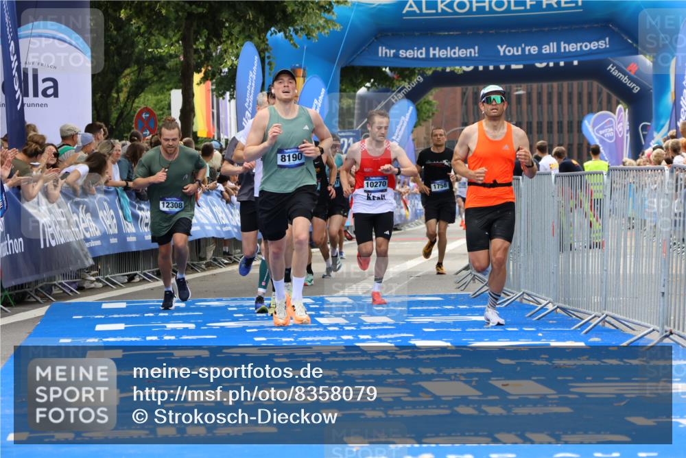 29.06.2025 - hella hamburg halbmarathon Strokosch-Dieckow http://msf.ph/oto/8358079 29.06.2025 10:30:00 Ziel 2689, 3189, 5308, 8190, 9634, 10270, 12308, 15507, 15672, 17768 meine-sportfotos.de