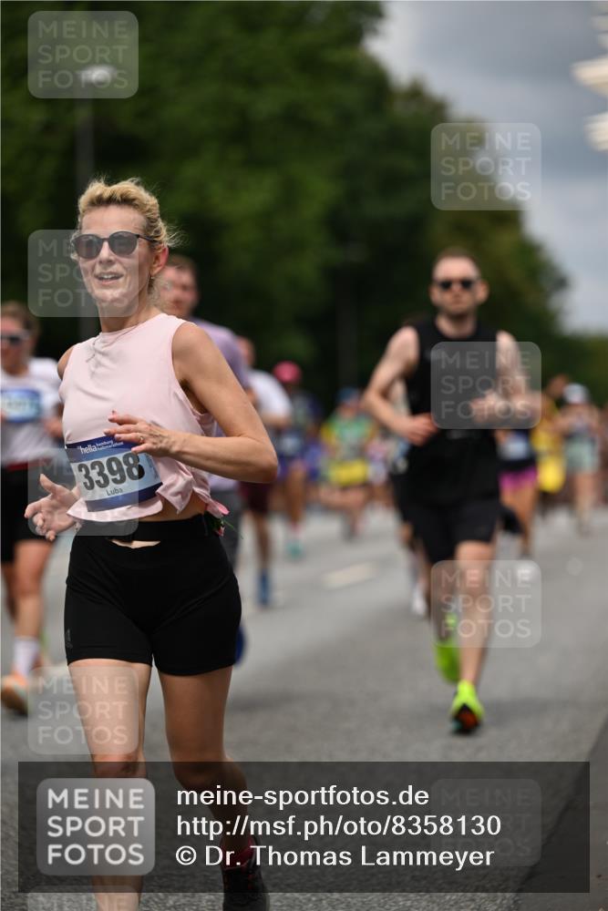 29.06.2025 - hella hamburg halbmarathon Dr. Thomas Lammeyer http://msf.ph/oto/8358130 29.06.2025 10:41:13 Kennedybrücke 56, 1022, 1118, 1253, 1488, 1490, 1597, 1948, 1952, 2072, 2552, 2811, 3165, 3230, 3398, 3428, 3714, 3873, 3895, 5224, 5560, 5786, 5789, 6359, 6804, 7202, 7235, 7707, 7773, 7823, 8257, 8258, 8315, 8936, 8937, 9918, 10024, 10112, 10123, 10862, 10931 meine-sportfotos.de