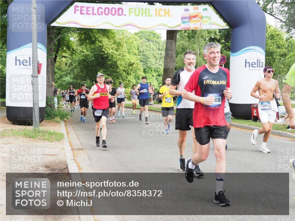 29.06.2025 - hella hamburg halbmarathon MichiJ http://msf.ph/oto/8358372 29.06.2025 10:42:21 Zwischen KM18-KM19 1125, 2474, 3037, 3794, 5672, 6443, 9562, 11309, 11638, 12858, 16008, 16009, 17603, 18741, 18759, 19047, 19120 meine-sportfotos.de