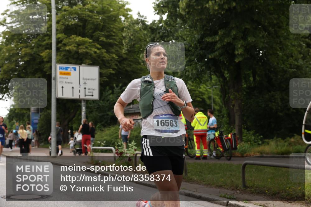 29.06.2025 - hella hamburg halbmarathon Yannick Fuchs http://msf.ph/oto/8358374 29.06.2025 10:53:07 20KM 1285, 1642, 2006, 2348, 2584, 2677, 2855, 2957, 2978, 3181, 3279, 3983, 4088, 4592, 5347, 5633, 5885, 6087, 6202, 6208, 6220, 6438, 6636, 6997, 7031, 7223, 7476, 8290, 8929, 9655, 10036, 10759, 10943, 11935, 11938, 12206, 12564, 12633, 13407, 13583, 14375, 14567, 14631, 14732, 14902, 14914, 14965, 15232, 15240, 15263, 15284, 15824, 16160, 16341, 16563, 16910, 16980, 17017, 17346, 17503, 17630, 18112, 18153, 18232, 18266, 18327, 18467, 18954, 19015, 19160 meine-sportfotos.de