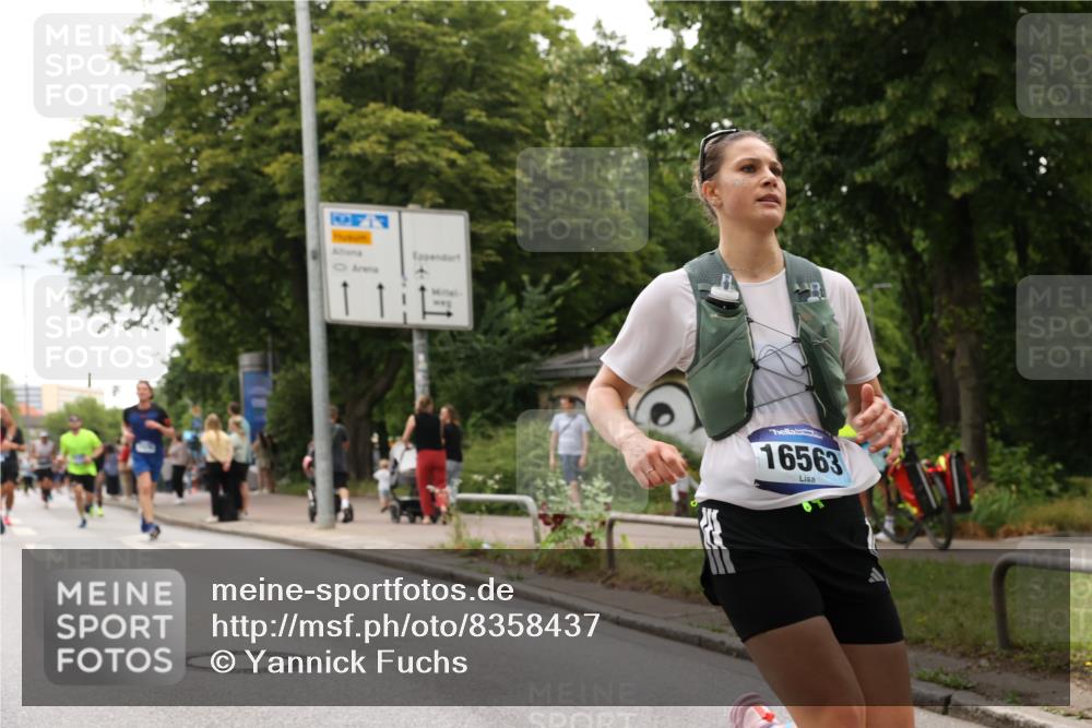 29.06.2025 - hella hamburg halbmarathon Yannick Fuchs http://msf.ph/oto/8358437 29.06.2025 10:53:07 20KM 1285, 1642, 2006, 2348, 2584, 2677, 2855, 2957, 2978, 3181, 3279, 3983, 4088, 4592, 5347, 5633, 5885, 6087, 6202, 6208, 6220, 6438, 6636, 6997, 7031, 7223, 7476, 8290, 8929, 9655, 10036, 10759, 10943, 11935, 11938, 12206, 12564, 12633, 13407, 13583, 14375, 14567, 14631, 14732, 14902, 14914, 14965, 15232, 15240, 15263, 15284, 15824, 16160, 16341, 16563, 16910, 16980, 17017, 17346, 17503, 17630, 18112, 18153, 18232, 18266, 18327, 18467, 18954, 19015, 19160 meine-sportfotos.de