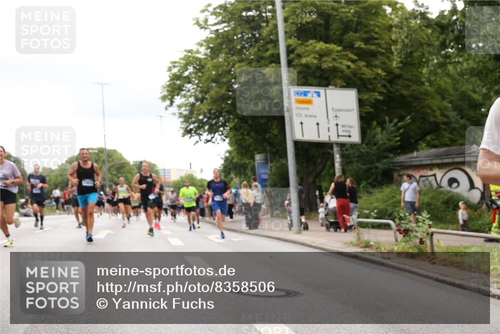 29.06.2025 - hella hamburg halbmarathon Yannick Fuchs http://msf.ph/oto/8358506 29.06.2025 10:53:07 20KM 1285, 1642, 2006, 2348, 2584, 2677, 2855, 2957, 2978, 3181, 3279, 3983, 4088, 4592, 5347, 5633, 5885, 6087, 6202, 6208, 6220, 6438, 6636, 6997, 7031, 7223, 7476, 8290, 8929, 9655, 10036, 10759, 10943, 11935, 11938, 12206, 12564, 12633, 13407, 13583, 14375, 14567, 14631, 14732, 14902, 14914, 14965, 15232, 15240, 15263, 15284, 15824, 16160, 16341, 16563, 16910, 16980, 17017, 17346, 17503, 17630, 18112, 18153, 18232, 18266, 18327, 18467, 18954, 19015, 19160 meine-sportfotos.de