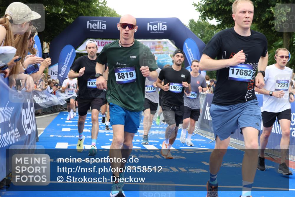 29.06.2025 - hella hamburg halbmarathon Strokosch-Dieckow http://msf.ph/oto/8358512 29.06.2025 10:51:45 Ziel 2396, 2818, 2823, 2880, 4297, 6286, 7224, 8710, 8819, 8856, 9793, 9959, 12224, 14012, 14458, 15427, 15496, 15727, 15831, 15899, 16907, 17682, 17815, 17962, 19020, 19053, 19137 meine-sportfotos.de