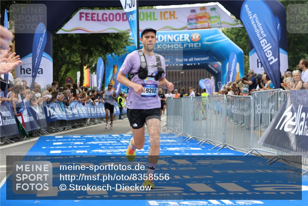29.06.2025 - hella hamburg halbmarathon Strokosch-Dieckow http://msf.ph/oto/8358556 29.06.2025 10:29:50 Ziel 5308, 13374, 19202 meine-sportfotos.de