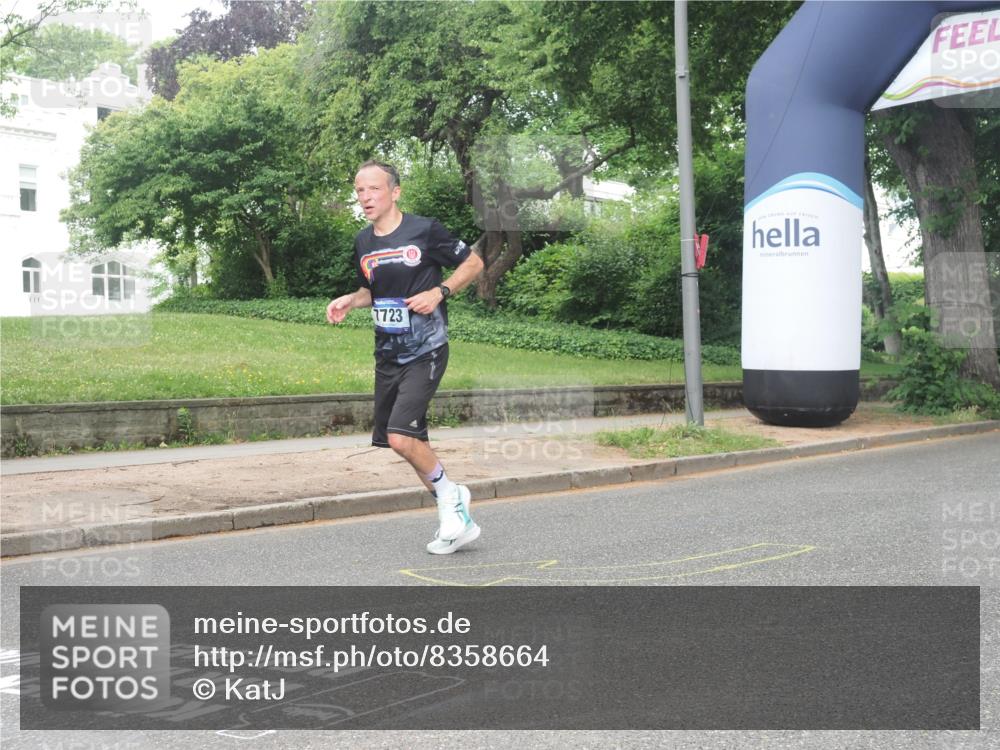 29.06.2025 - hella hamburg halbmarathon KatJ http://msf.ph/oto/8358664 29.06.2025 10:22:13 Zwischen KM18-KM19 4749, 7723 meine-sportfotos.de
