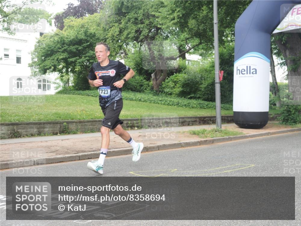 29.06.2025 - hella hamburg halbmarathon KatJ http://msf.ph/oto/8358694 29.06.2025 10:22:13 Zwischen KM18-KM19 4749, 7723 meine-sportfotos.de