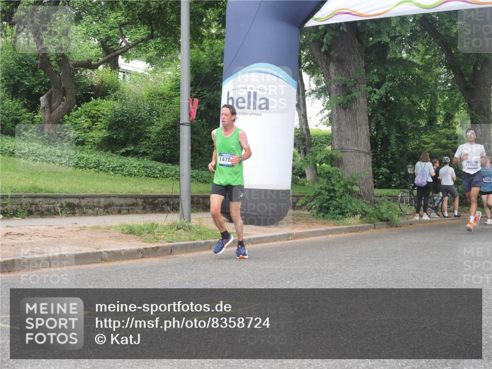 29.06.2025 - hella hamburg halbmarathon KatJ http://msf.ph/oto/8358724 29.06.2025 10:22:15 Zwischen KM18-KM19 4749, 7723 meine-sportfotos.de