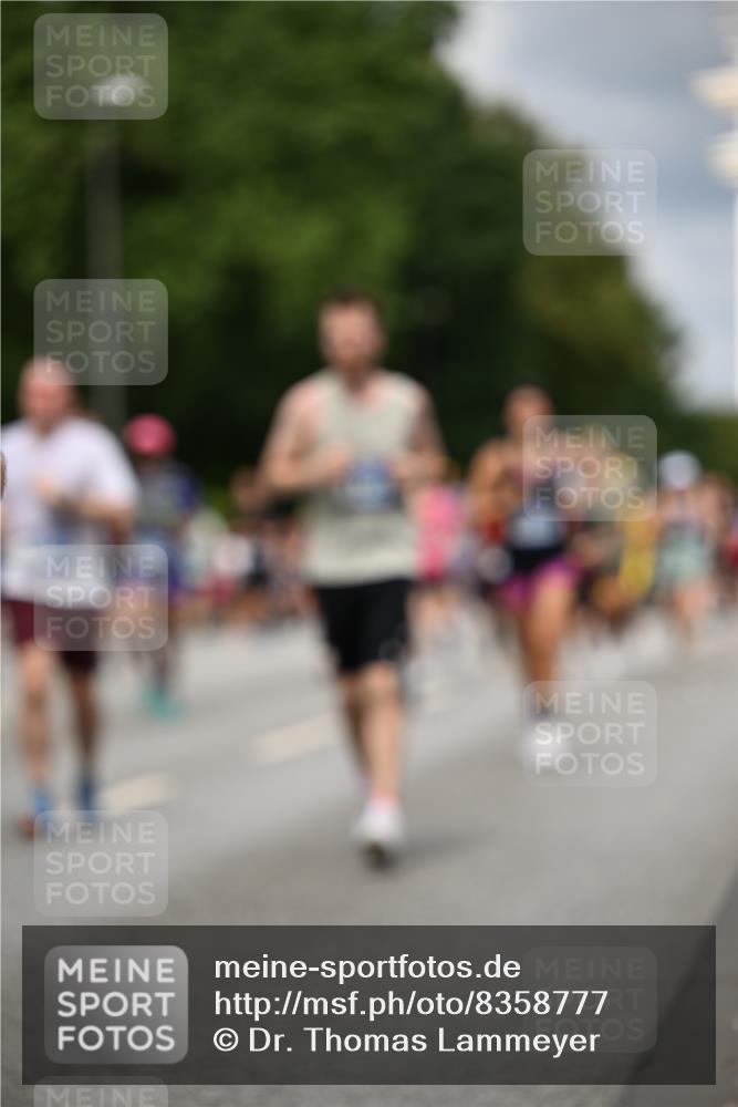 29.06.2025 - hella hamburg halbmarathon Dr. Thomas Lammeyer http://msf.ph/oto/8358777 29.06.2025 10:41:16 Kennedybrücke 56, 1022, 1118, 1253, 1488, 1490, 1597, 1948, 1952, 2072, 2552, 2811, 3165, 3230, 3398, 3428, 3714, 3873, 4733, 5224, 5560, 5786, 5789, 6804, 7202, 7235, 7707, 7773, 7823, 8257, 8258, 8315, 8936, 8937, 9054, 9055, 9918, 10024, 10112, 10762, 10798, 10862, 10931 meine-sportfotos.de