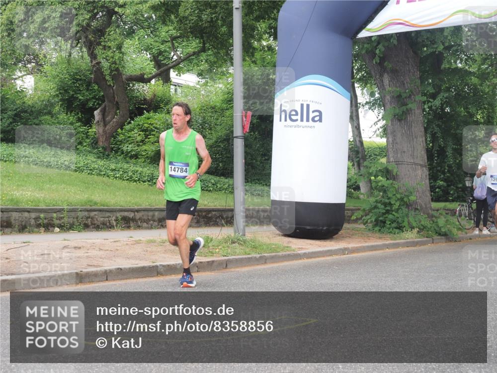 29.06.2025 - hella hamburg halbmarathon KatJ http://msf.ph/oto/8358856 29.06.2025 10:22:16 Zwischen KM18-KM19 7723 meine-sportfotos.de