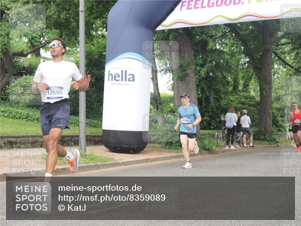 29.06.2025 - hella hamburg halbmarathon KatJ http://msf.ph/oto/8359089 29.06.2025 10:22:18 Zwischen KM18-KM19 7723 meine-sportfotos.de