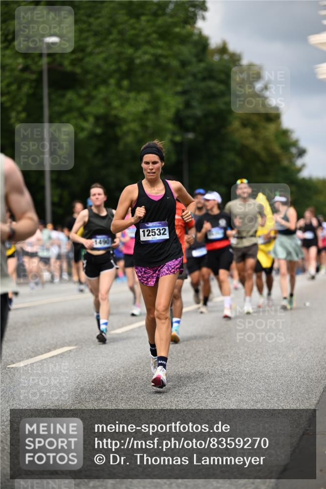 29.06.2025 - hella hamburg halbmarathon Dr. Thomas Lammeyer http://msf.ph/oto/8359270 29.06.2025 10:41:19 Kennedybrücke 56, 1022, 1118, 1253, 1276, 1488, 1490, 1597, 1948, 1952, 2072, 2199, 2552, 2811, 3165, 3230, 3398, 3428, 3714, 3873, 4733, 5146, 5224, 5560, 5786, 6584, 6804, 7202, 7235, 7707, 7773, 7823, 8257, 8258, 8315, 8936, 8937, 9054, 9055, 9918, 10024, 10112, 10476, 10762, 10798, 10862, 10931 meine-sportfotos.de