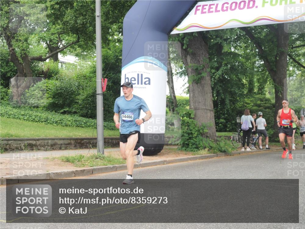 29.06.2025 - hella hamburg halbmarathon KatJ http://msf.ph/oto/8359273 29.06.2025 10:22:19 Zwischen KM18-KM19 7723 meine-sportfotos.de