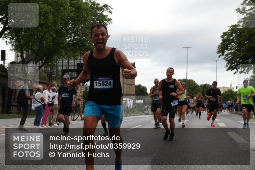 29.06.2025 - hella hamburg halbmarathon Yannick Fuchs http://msf.ph/oto/8359929 29.06.2025 10:53:10 20KM 1285, 1642, 2006, 2348, 2584, 2677, 2957, 2978, 3181, 3279, 3983, 4088, 4592, 5347, 5633, 5885, 6087, 6202, 6208, 6220, 6438, 6636, 6997, 7031, 7223, 7476, 8290, 8929, 9655, 10036, 10759, 10896, 10943, 11935, 11938, 12206, 12261, 12564, 12633, 12862, 13407, 13583, 13761, 14375, 14567, 14631, 14732, 14902, 14965, 15232, 15240, 15263, 15284, 15824, 16160, 16341, 16563, 16910, 16980, 17017, 17346, 17503, 17630, 18153, 18266, 18327, 18467, 18716, 19015, 19160 meine-sportfotos.de