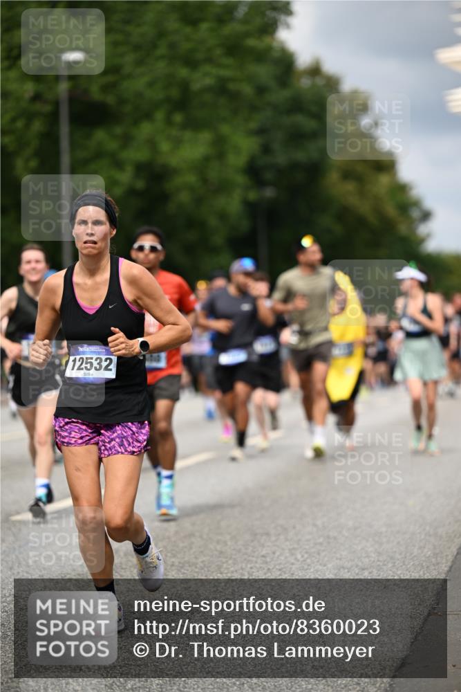 29.06.2025 - hella hamburg halbmarathon Dr. Thomas Lammeyer http://msf.ph/oto/8360023 29.06.2025 10:41:20 Kennedybrücke 56, 1022, 1118, 1253, 1276, 1488, 1490, 1597, 1948, 1952, 2072, 2199, 2552, 2811, 3165, 3230, 3398, 3428, 3714, 3873, 4733, 5146, 5224, 5560, 5786, 6584, 6804, 7202, 7235, 7707, 7823, 8257, 8258, 8315, 8936, 8937, 9054, 9055, 9918, 10024, 10112, 10476, 10762, 10798, 10862, 10931 meine-sportfotos.de