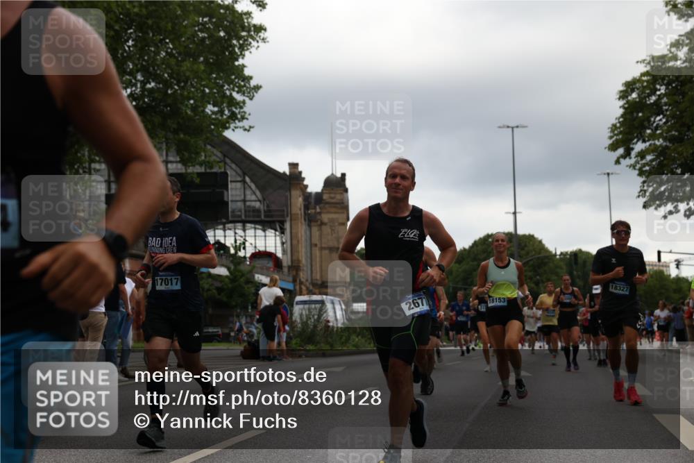 29.06.2025 - hella hamburg halbmarathon Yannick Fuchs http://msf.ph/oto/8360128 29.06.2025 10:53:11 20KM 1285, 2006, 2348, 2584, 2677, 2957, 2978, 3181, 3279, 3425, 3983, 4088, 4592, 5347, 5633, 5885, 6087, 6202, 6208, 6220, 6438, 6636, 6997, 7031, 7223, 7287, 7476, 8290, 9655, 10036, 10759, 10896, 10943, 11935, 11938, 12206, 12261, 12564, 12633, 12862, 13407, 13583, 13761, 14375, 14567, 14631, 14732, 14902, 14965, 15232, 15240, 15263, 15284, 15824, 16160, 16341, 16563, 16910, 16980, 17017, 17346, 17503, 17630, 18153, 18266, 18327, 18467, 18716, 19015, 19160 meine-sportfotos.de