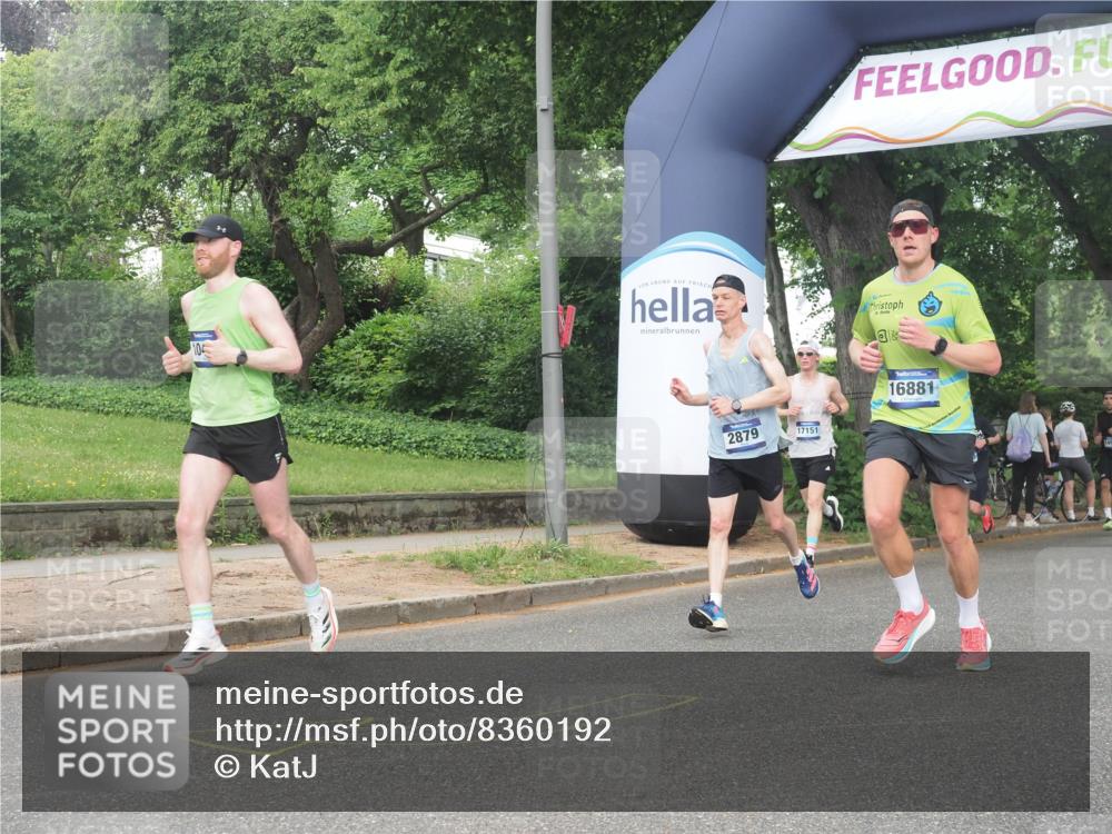 29.06.2025 - hella hamburg halbmarathon KatJ http://msf.ph/oto/8360192 29.06.2025 10:22:24 Zwischen KM18-KM19 2879 meine-sportfotos.de