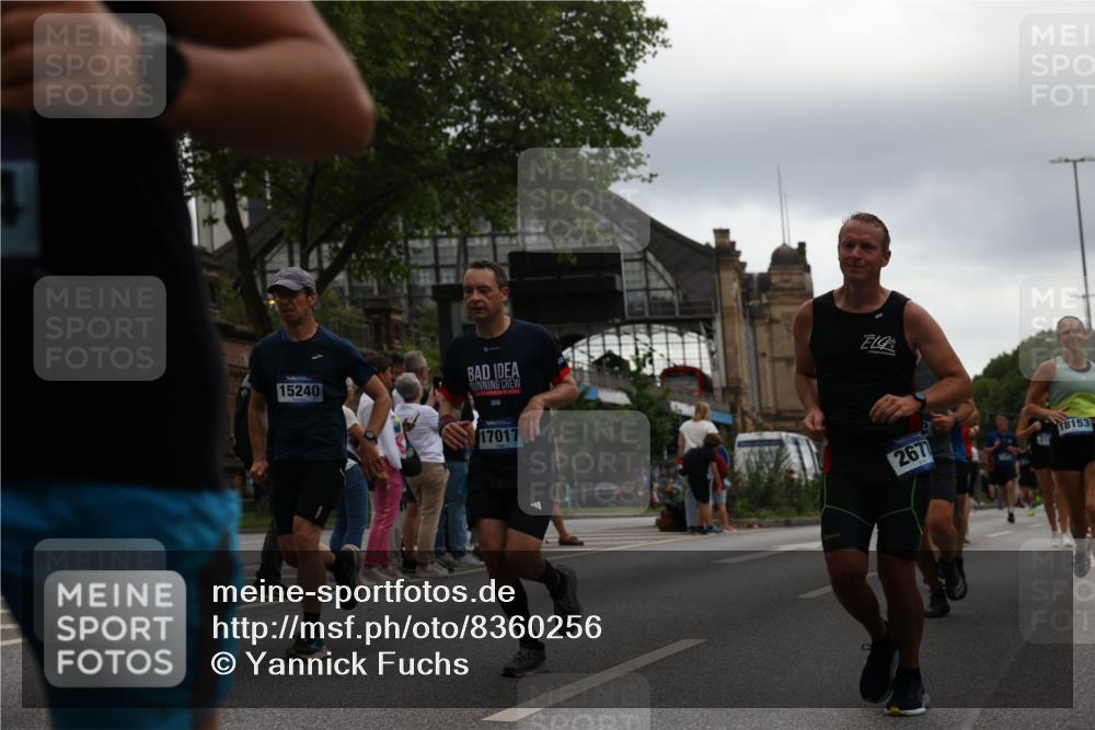 29.06.2025 - hella hamburg halbmarathon Yannick Fuchs http://msf.ph/oto/8360256 29.06.2025 10:53:11 20KM 1285, 2006, 2348, 2584, 2677, 2957, 2978, 3181, 3279, 3425, 3983, 4088, 4592, 5347, 5633, 5885, 6087, 6202, 6208, 6220, 6438, 6636, 6997, 7031, 7223, 7287, 7476, 8290, 9655, 10036, 10759, 10896, 10943, 11935, 11938, 12206, 12261, 12564, 12633, 12862, 13407, 13583, 13761, 14375, 14567, 14631, 14732, 14902, 14965, 15232, 15240, 15263, 15284, 15824, 16160, 16341, 16563, 16910, 16980, 17017, 17346, 17503, 17630, 18153, 18266, 18327, 18467, 18716, 19015, 19160 meine-sportfotos.de