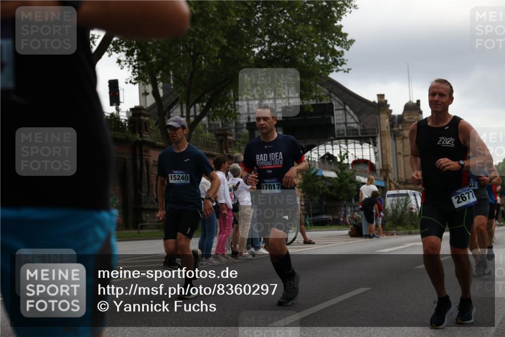 29.06.2025 - hella hamburg halbmarathon Yannick Fuchs http://msf.ph/oto/8360297 29.06.2025 10:53:11 20KM 1285, 2006, 2348, 2584, 2677, 2957, 2978, 3181, 3279, 3425, 3983, 4088, 4592, 5347, 5633, 5885, 6087, 6202, 6208, 6220, 6438, 6636, 6997, 7031, 7223, 7287, 7476, 8290, 9655, 10036, 10759, 10896, 10943, 11935, 11938, 12206, 12261, 12564, 12633, 12862, 13407, 13583, 13761, 14375, 14567, 14631, 14732, 14902, 14965, 15232, 15240, 15263, 15284, 15824, 16160, 16341, 16563, 16910, 16980, 17017, 17346, 17503, 17630, 18153, 18266, 18327, 18467, 18716, 19015, 19160 meine-sportfotos.de