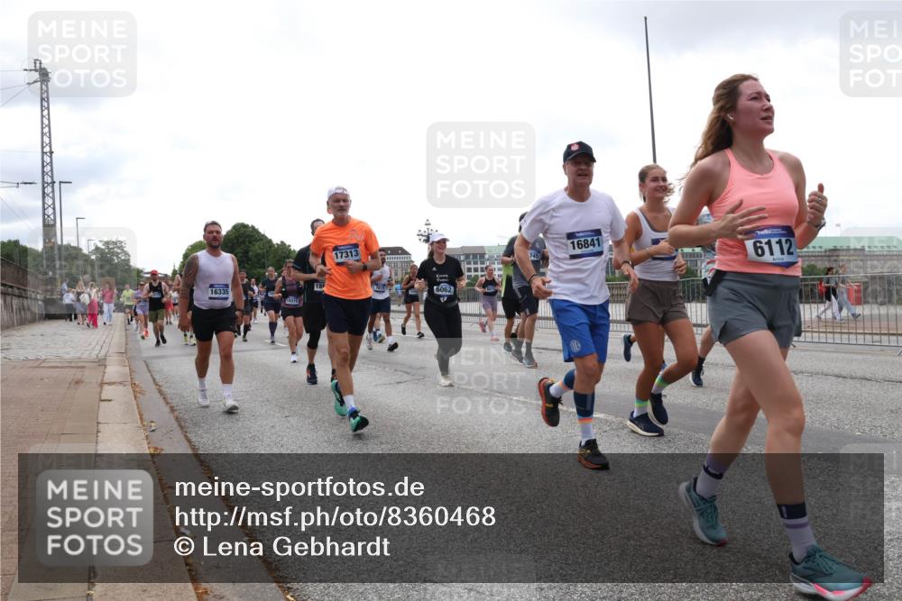 29.06.2025 - hella hamburg halbmarathon Lena Gebhardt http://msf.ph/oto/8360468 29.06.2025 10:39:13 Lombardsbrücke 16335, 10315, 17313, 6062, 745, 16841, 6112, 1232, 1390, 1451, 1760, 1856, 1883, 2092, 2524, 2534, 2571, 2574, 2843, 2893, 2998, 3275, 3307, 3353, 3727, 3745, 3927, 4257, 4320, 4410, 4523, 4603, 4659, 4855, 4882, 4964, 6062, 6112, 6321, 6342, 6343, 6611, 6748, 7263, 7341, 7501, 7506, 7524, 7589, 7684, 7815, 8203, 8243, 8367, 8457, 8783, 9393, 9420, 9446, 9698, 9708, 9974, 9977, 10001, 10072, 10315, 10512, 10516, 10554, 13060 meine-sportfotos.de