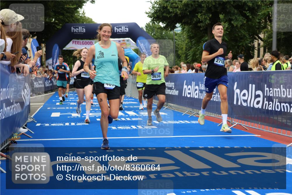 29.06.2025 - hella hamburg halbmarathon Strokosch-Dieckow http://msf.ph/oto/8360664 29.06.2025 10:51:19 Ziel 1461, 1817, 2364, 2411, 2636, 2718, 2946, 4404, 4814, 5600, 5820, 6657, 6776, 8316, 8930, 8989, 9214, 9476, 9656, 10480, 10667, 11124, 11422, 11512, 11625, 12016, 13047, 13792, 14865, 14994, 15871, 15950, 16357, 18019, 18489 meine-sportfotos.de
