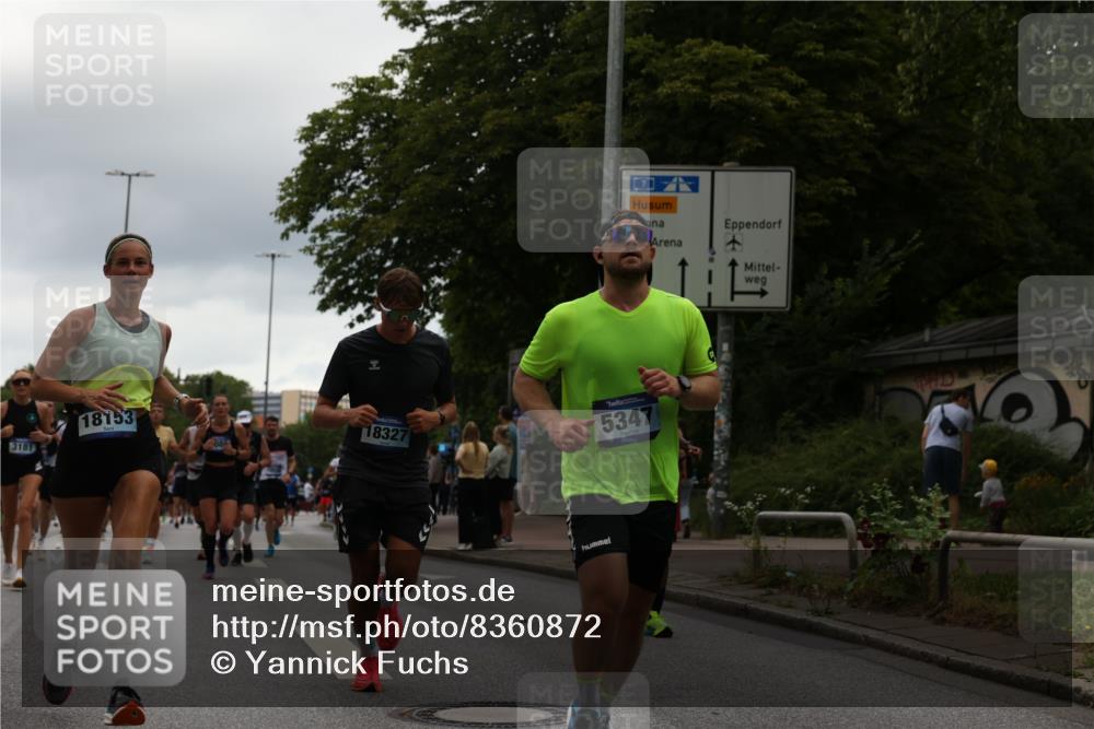 29.06.2025 - hella hamburg halbmarathon Yannick Fuchs http://msf.ph/oto/8360872 29.06.2025 10:53:12 20KM 1285, 2006, 2348, 2584, 2677, 2957, 2978, 3114, 3181, 3279, 3425, 3983, 4088, 4592, 5347, 5633, 5885, 6087, 6202, 6208, 6220, 6438, 6636, 6997, 7031, 7223, 7287, 7476, 8290, 9655, 10036, 10759, 10896, 10943, 11935, 11938, 12206, 12261, 12564, 12633, 12736, 12862, 13583, 13761, 14375, 14567, 14732, 14902, 14965, 15232, 15240, 15284, 15824, 16160, 16341, 16563, 16910, 16980, 17017, 17346, 17503, 17630, 18153, 18266, 18327, 18467, 18716, 19015, 19160 meine-sportfotos.de