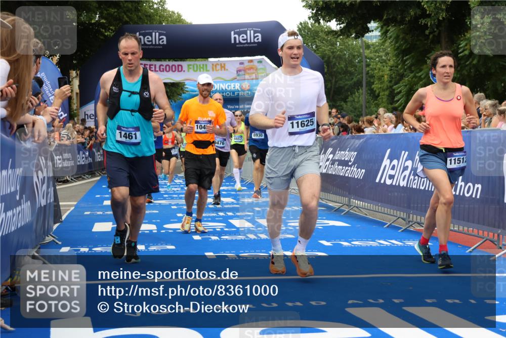 29.06.2025 - hella hamburg halbmarathon Strokosch-Dieckow http://msf.ph/oto/8361000 29.06.2025 10:51:14 Ziel 1366, 1461, 1817, 2364, 2636, 2718, 4404, 4814, 4967, 5600, 6027, 6657, 6776, 8316, 8930, 8989, 9476, 10480, 10667, 10868, 11124, 11512, 11625, 11733, 12016, 13047, 13073, 14865, 14994, 15480, 17530, 17823, 18019, 18489 meine-sportfotos.de