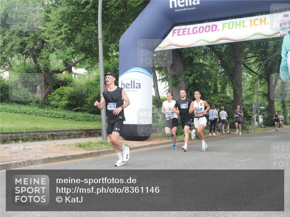 29.06.2025 - hella hamburg halbmarathon KatJ http://msf.ph/oto/8361146 29.06.2025 10:22:29 Zwischen KM18-KM19 2879 meine-sportfotos.de