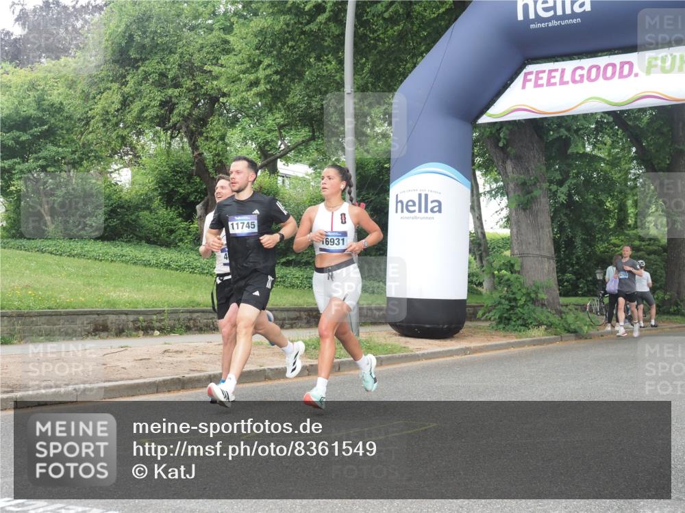 29.06.2025 - hella hamburg halbmarathon KatJ http://msf.ph/oto/8361549 29.06.2025 10:22:31 Zwischen KM18-KM19 2879, 4602 meine-sportfotos.de