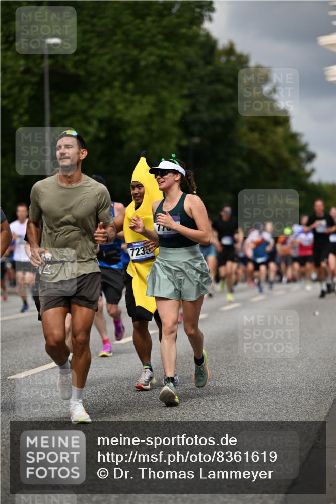 29.06.2025 - hella hamburg halbmarathon Dr. Thomas Lammeyer http://msf.ph/oto/8361619 29.06.2025 10:41:24 Kennedybrücke 56, 1022, 1118, 1253, 1276, 1339, 1488, 1490, 1597, 1819, 1952, 2072, 2104, 2199, 2272, 2552, 3165, 3230, 3398, 3428, 3714, 3873, 4347, 4618, 4733, 5146, 5224, 5560, 5786, 5940, 6243, 6584, 6804, 6821, 7202, 7235, 7707, 7823, 8257, 8258, 8315, 8758, 9054, 9055, 9918, 10024, 10112, 10476, 10762, 10798, 10862, 10919, 10931 meine-sportfotos.de