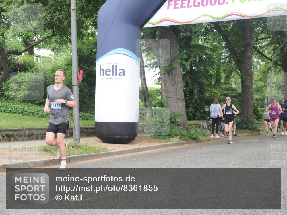 29.06.2025 - hella hamburg halbmarathon KatJ http://msf.ph/oto/8361855 29.06.2025 10:22:34 Zwischen KM18-KM19 4602 meine-sportfotos.de