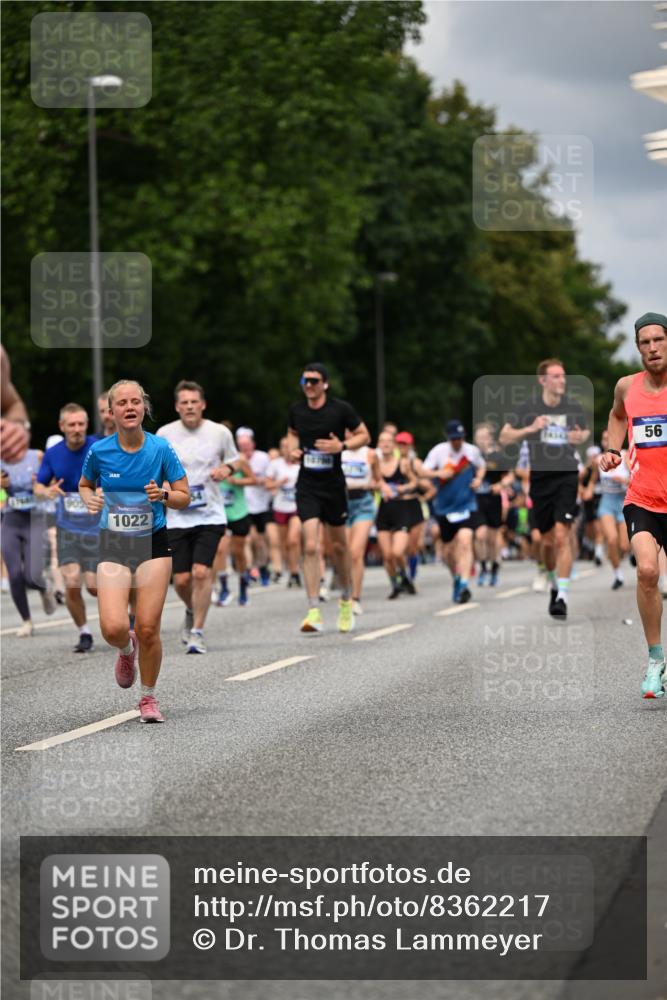 29.06.2025 - hella hamburg halbmarathon Dr. Thomas Lammeyer http://msf.ph/oto/8362217 29.06.2025 10:41:27 Kennedybrücke 56, 1022, 1118, 1253, 1276, 1339, 1488, 1490, 1597, 1819, 1952, 2072, 2104, 2199, 2272, 2480, 2552, 3165, 3230, 3714, 3873, 4347, 4618, 4733, 5146, 5224, 5560, 5640, 5786, 5940, 6243, 6584, 6804, 6821, 7085, 7202, 7235, 7707, 7823, 8257, 8258, 8315, 8758, 9054, 9055, 10024, 10112, 10476, 10762, 10798, 10862, 10919, 10931 meine-sportfotos.de