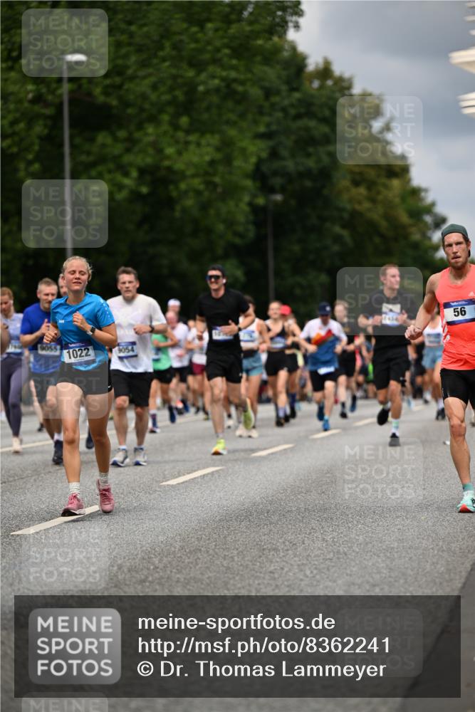 29.06.2025 - hella hamburg halbmarathon Dr. Thomas Lammeyer http://msf.ph/oto/8362241 29.06.2025 10:41:27 Kennedybrücke 56, 1022, 1118, 1253, 1276, 1339, 1488, 1490, 1597, 1819, 1952, 2072, 2104, 2199, 2272, 2480, 2552, 3165, 3230, 3714, 3873, 4347, 4618, 4733, 5146, 5224, 5560, 5640, 5786, 5940, 6243, 6584, 6804, 6821, 7085, 7202, 7235, 7707, 7823, 8257, 8258, 8315, 8758, 9054, 9055, 10024, 10112, 10476, 10762, 10798, 10862, 10919, 10931 meine-sportfotos.de