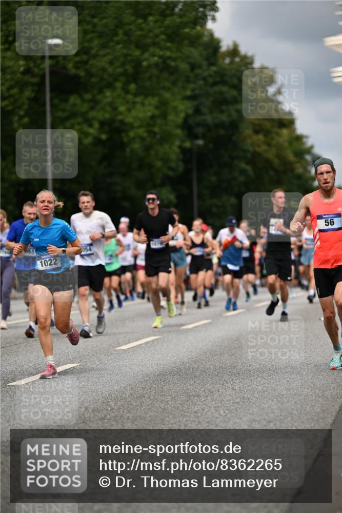 29.06.2025 - hella hamburg halbmarathon Dr. Thomas Lammeyer http://msf.ph/oto/8362265 29.06.2025 10:41:27 Kennedybrücke 56, 1022, 1118, 1253, 1276, 1339, 1488, 1490, 1597, 1819, 1952, 2072, 2104, 2199, 2272, 2480, 2552, 3165, 3230, 3714, 3873, 4347, 4618, 4733, 5146, 5224, 5560, 5640, 5786, 5940, 6243, 6584, 6804, 6821, 7085, 7202, 7235, 7707, 7823, 8257, 8258, 8315, 8758, 9054, 9055, 10024, 10112, 10476, 10762, 10798, 10862, 10919, 10931 meine-sportfotos.de