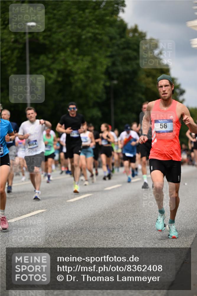 29.06.2025 - hella hamburg halbmarathon Dr. Thomas Lammeyer http://msf.ph/oto/8362408 29.06.2025 10:41:28 Kennedybrücke 56, 1022, 1118, 1253, 1276, 1339, 1488, 1490, 1597, 1819, 1952, 2104, 2199, 2272, 2480, 2552, 3165, 3230, 3714, 3873, 4347, 4618, 4733, 5146, 5224, 5560, 5640, 5786, 5940, 6243, 6584, 6804, 6821, 7085, 7202, 7235, 7707, 7823, 8257, 8258, 8315, 8758, 9054, 9055, 10024, 10112, 10476, 10762, 10798, 10919, 10931 meine-sportfotos.de