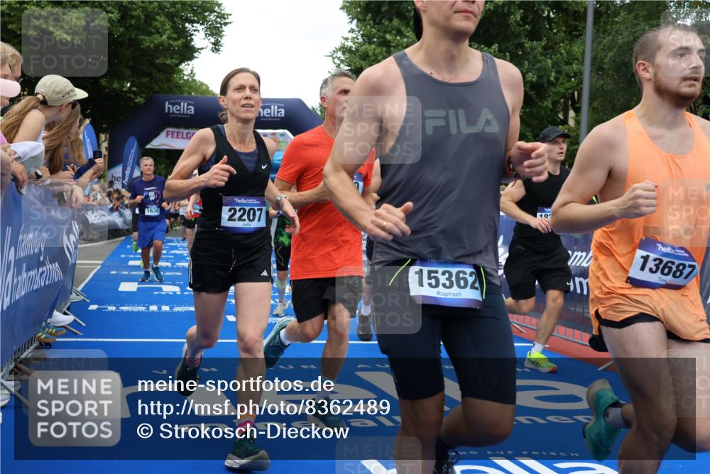 29.06.2025 - hella hamburg halbmarathon Strokosch-Dieckow http://msf.ph/oto/8362489 29.06.2025 10:50:58 Ziel 1466, 1630, 2207, 3654, 4077, 7052, 7369, 8117, 8205, 8261, 8572, 8704, 10215, 10508, 10603, 11551, 12778, 13008, 13687, 14125, 15362, 15395, 15643, 16285, 17221, 17384, 18066, 18350 meine-sportfotos.de