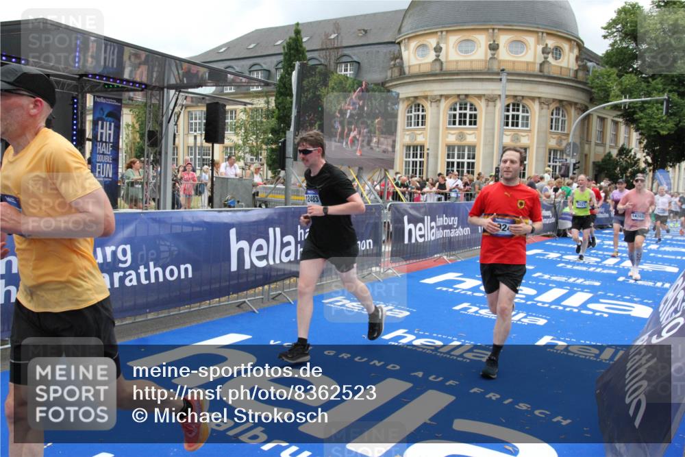 29.06.2025 - hella hamburg halbmarathon Michael Strokosch http://msf.ph/oto/8362523 29.06.2025 10:55:49 Ziel 1143, 1179, 1834, 5021, 6569, 6924, 7221, 8255, 8618, 10212, 12483, 12858, 13474, 14365, 14909, 16401, 16434, 16786, 18125, 18190, 19047 meine-sportfotos.de