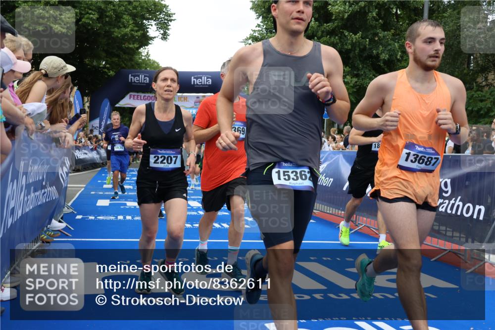 29.06.2025 - hella hamburg halbmarathon Strokosch-Dieckow http://msf.ph/oto/8362611 29.06.2025 10:50:57 Ziel 1466, 1630, 2207, 3654, 3947, 4077, 4839, 5018, 7052, 7369, 8117, 8205, 8261, 8572, 8704, 10215, 10508, 10603, 11551, 12778, 13008, 13687, 14125, 15362, 15395, 15643, 16285, 17221, 18066, 18350 meine-sportfotos.de