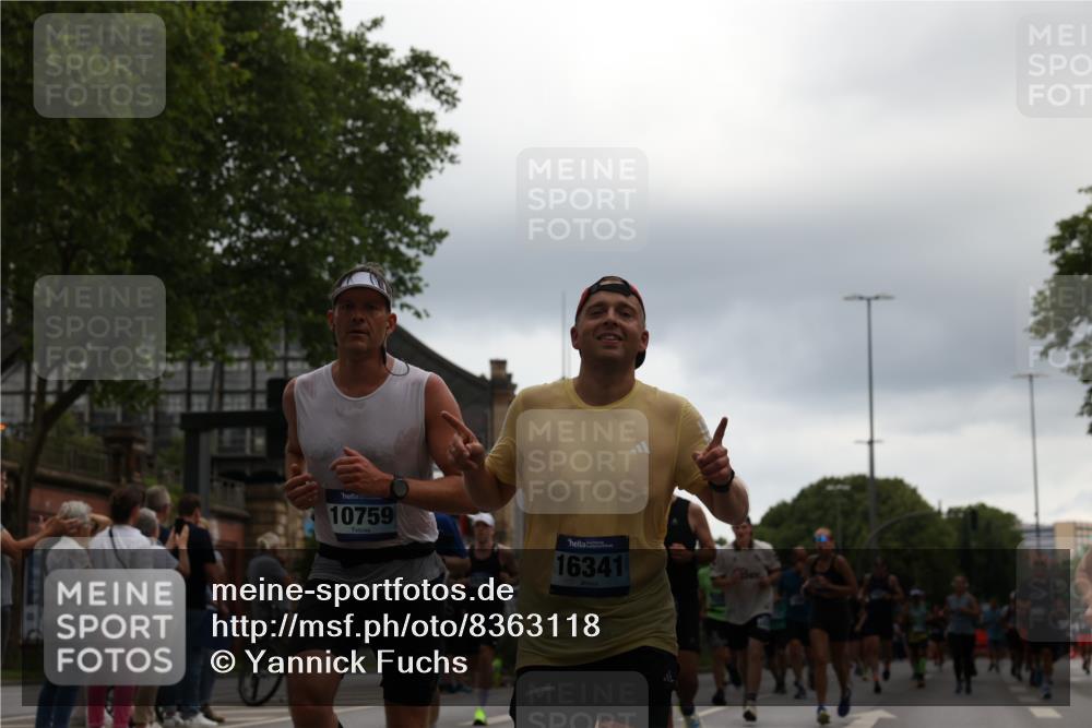 29.06.2025 - hella hamburg halbmarathon Yannick Fuchs http://msf.ph/oto/8363118 29.06.2025 10:53:18 20KM 2006, 2348, 2584, 2677, 2957, 2978, 3114, 3181, 3279, 3425, 3983, 4088, 4592, 5347, 5885, 6087, 6202, 6220, 6438, 6997, 7031, 7223, 7287, 8290, 10036, 10587, 10759, 10896, 10943, 11935, 11938, 12206, 12261, 12564, 12633, 12736, 12862, 13583, 13761, 14375, 14567, 14732, 14902, 14928, 14965, 15232, 15240, 15284, 15824, 16160, 16341, 16910, 16980, 17017, 17176, 17346, 17503, 17630, 18153, 18266, 18327, 18467, 18485, 18716, 19015, 19160 meine-sportfotos.de