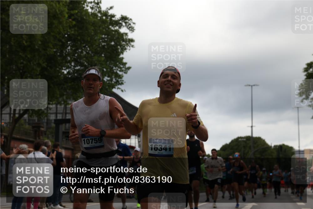 29.06.2025 - hella hamburg halbmarathon Yannick Fuchs http://msf.ph/oto/8363190 29.06.2025 10:53:18 20KM 2006, 2348, 2584, 2677, 2957, 2978, 3114, 3181, 3279, 3425, 3983, 4088, 4592, 5347, 5885, 6087, 6202, 6220, 6438, 6997, 7031, 7223, 7287, 8290, 10036, 10587, 10759, 10896, 10943, 11935, 11938, 12206, 12261, 12564, 12633, 12736, 12862, 13583, 13761, 14375, 14567, 14732, 14902, 14928, 14965, 15232, 15240, 15284, 15824, 16160, 16341, 16910, 16980, 17017, 17176, 17346, 17503, 17630, 18153, 18266, 18327, 18467, 18485, 18716, 19015, 19160 meine-sportfotos.de