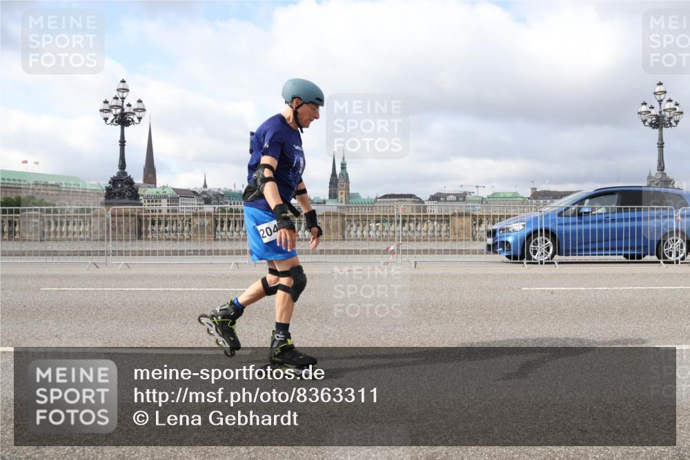 29.06.2025 - hella hamburg halbmarathon Lena Gebhardt http://msf.ph/oto/8363311 29.06.2025 09:10:36 Lombardsbrücke 204 meine-sportfotos.de