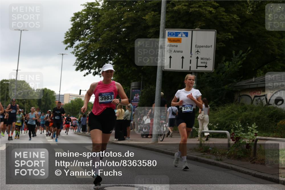 29.06.2025 - hella hamburg halbmarathon Yannick Fuchs http://msf.ph/oto/8363580 29.06.2025 10:53:18 20KM 2006, 2348, 2584, 2677, 2957, 2978, 3114, 3181, 3279, 3425, 3983, 4088, 4592, 5347, 5885, 6087, 6202, 6220, 6438, 6997, 7031, 7223, 7287, 8290, 10036, 10587, 10759, 10896, 10943, 11935, 11938, 12206, 12261, 12564, 12633, 12736, 12862, 13583, 13761, 14375, 14567, 14732, 14902, 14928, 14965, 15232, 15240, 15284, 15824, 16160, 16341, 16910, 16980, 17017, 17176, 17346, 17503, 17630, 18153, 18266, 18327, 18467, 18485, 18716, 19015, 19160 meine-sportfotos.de