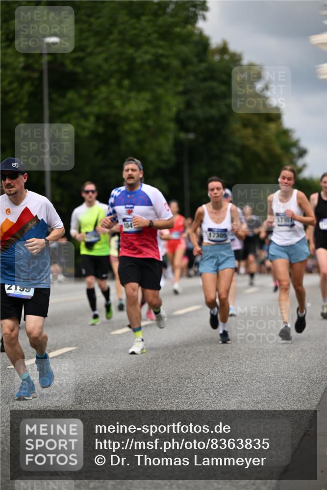 29.06.2025 - hella hamburg halbmarathon Dr. Thomas Lammeyer http://msf.ph/oto/8363835 29.06.2025 10:41:35 Kennedybrücke 56, 1022, 1118, 1276, 1339, 1490, 1597, 1819, 2031, 2104, 2199, 2272, 2480, 2552, 3165, 3230, 3714, 3873, 4347, 4442, 4618, 4733, 5146, 5224, 5640, 5940, 6243, 6584, 6804, 6821, 7085, 7202, 7235, 7544, 7707, 7823, 8315, 8499, 8758, 8843, 9054, 9055, 9288, 10024, 10112, 10159, 10476, 10762, 10798, 10919, 10931 meine-sportfotos.de