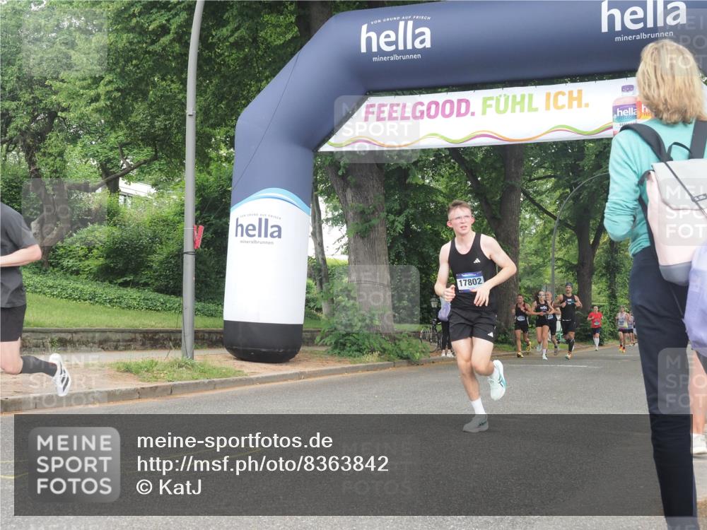 29.06.2025 - hella hamburg halbmarathon KatJ http://msf.ph/oto/8363842 29.06.2025 10:22:47 Zwischen KM18-KM19 6473 meine-sportfotos.de