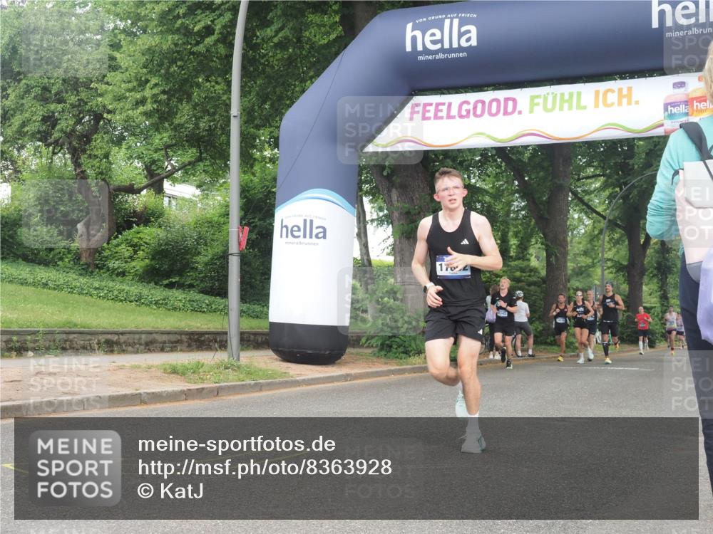 29.06.2025 - hella hamburg halbmarathon KatJ http://msf.ph/oto/8363928 29.06.2025 10:22:47 Zwischen KM18-KM19 6473 meine-sportfotos.de