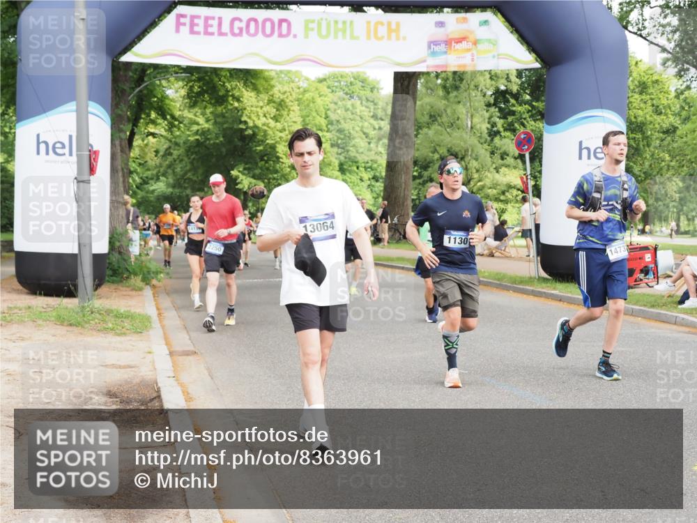 29.06.2025 - hella hamburg halbmarathon MichiJ http://msf.ph/oto/8363961 29.06.2025 10:43:33 Zwischen KM18-KM19 1130, 1485, 2083, 2250, 5492, 7547, 8825, 8968, 9246, 9727, 9903, 10133, 10408, 10665, 12196, 13064, 14139, 14737, 15431, 16434, 18867, 19184 meine-sportfotos.de