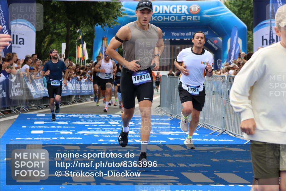 29.06.2025 - hella hamburg halbmarathon Strokosch-Dieckow http://msf.ph/oto/8363996 29.06.2025 10:29:02 Ziel 3043, 8473, 10171, 10351, 16157, 18874, 19142, 19194 meine-sportfotos.de
