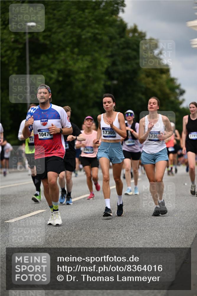 29.06.2025 - hella hamburg halbmarathon Dr. Thomas Lammeyer http://msf.ph/oto/8364016 29.06.2025 10:41:35 Kennedybrücke 56, 1022, 1118, 1276, 1339, 1490, 1597, 1819, 2031, 2104, 2199, 2272, 2480, 2552, 3165, 3230, 3714, 3873, 4347, 4442, 4618, 4733, 5146, 5224, 5640, 5940, 6243, 6584, 6804, 6821, 7085, 7202, 7235, 7544, 7707, 7823, 8315, 8499, 8758, 8843, 9054, 9055, 9288, 10024, 10112, 10159, 10476, 10762, 10798, 10919, 10931 meine-sportfotos.de